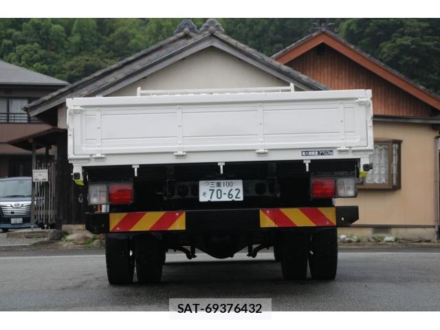Hino RANGER 2018-11 8003174-7