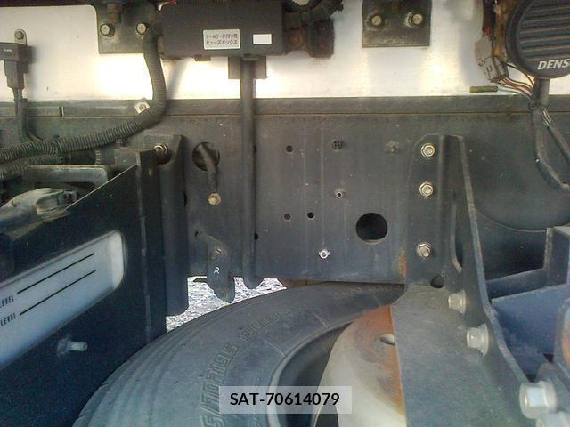 Hino RANGER 2010-09 8004776-5