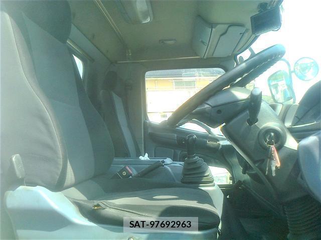 Hino RANGER 2009-08 8004780-4