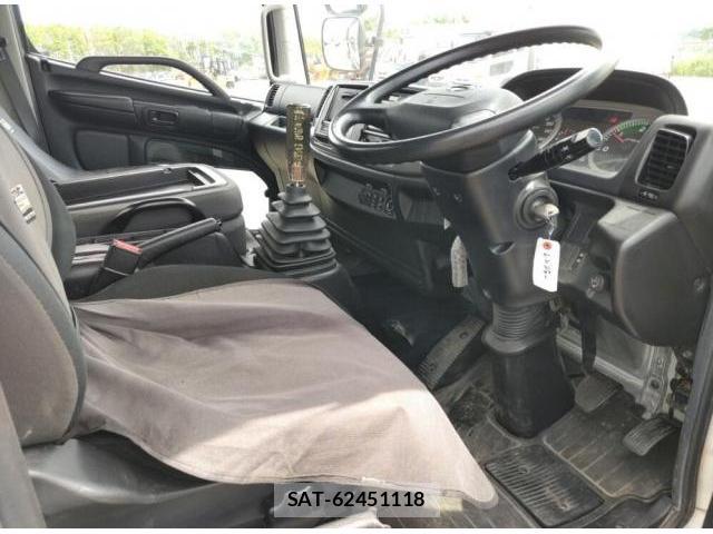 Hino RANGER 2017-01 8006944-2