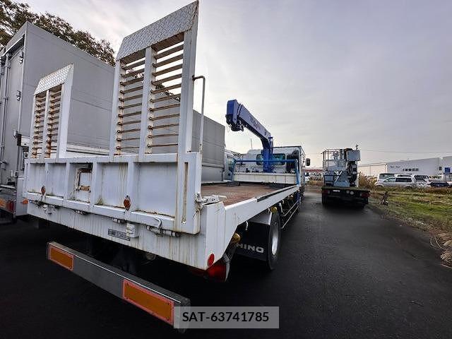 Hino RANGER 2005-08 8009935-8