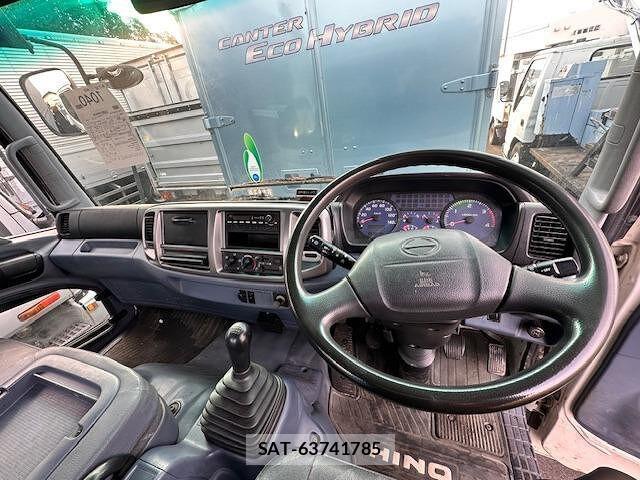 Hino RANGER 2005-08 8009935-9