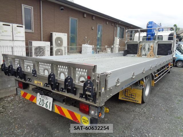Hino RANGER 2022-05 8010990-1