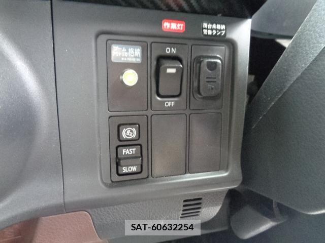 Hino RANGER 2022-05 8010990-14