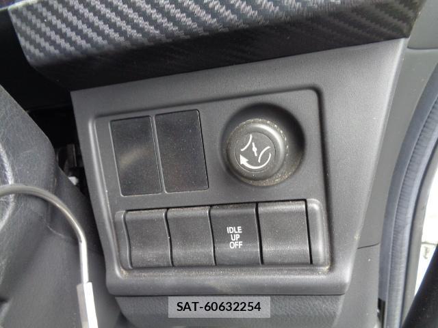 Hino RANGER 2022-05 8010990-16