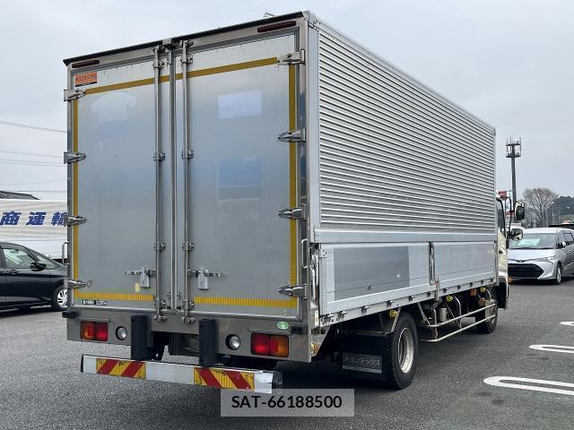 Hino RANGER 2017-04 8012037-1