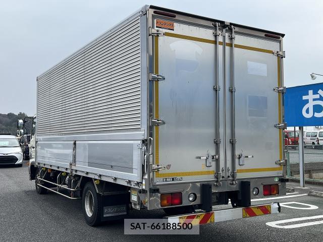 Hino RANGER 2017-04 8012037-12
