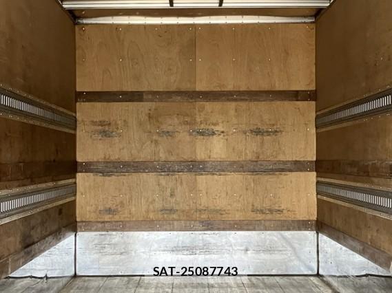 Hino RANGER 2018 8012597-18