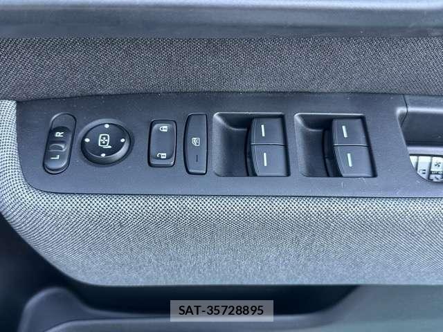 Honda e 2021-01 8010087-13
