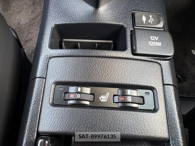 Lexus HS 2014-09 8003385-16