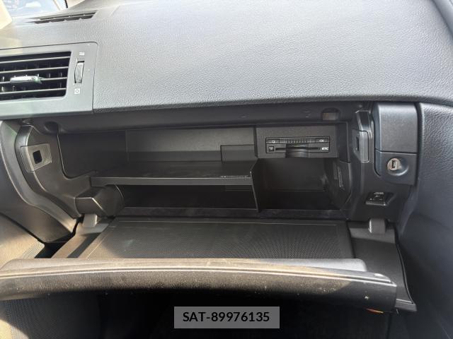 Lexus HS 2014-09 8003385-18