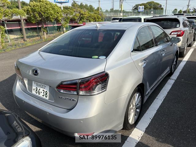Lexus HS 2014-09 8003385-2