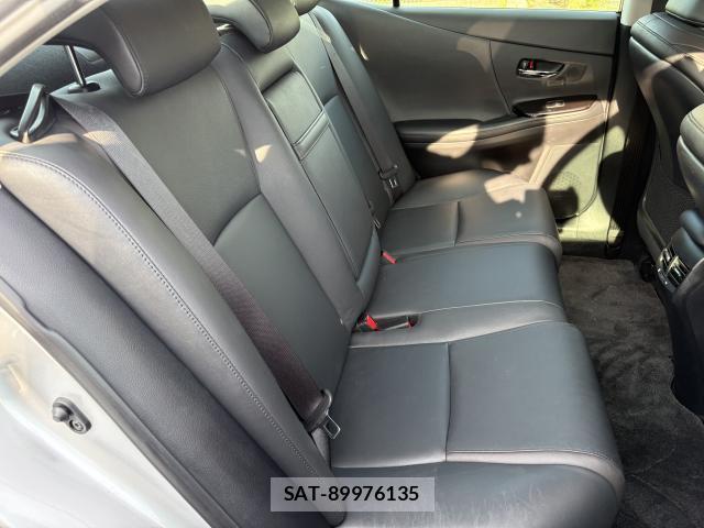 Lexus HS 2014-09 8003385-6