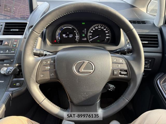 Lexus HS 2014-09 8003385-9