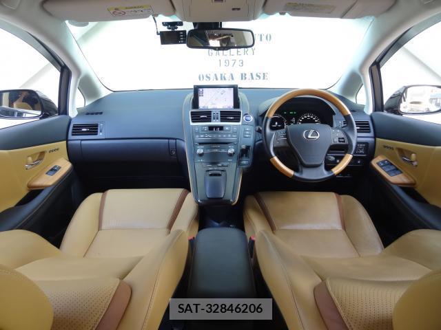 Lexus HS 2013-05 8007319-2