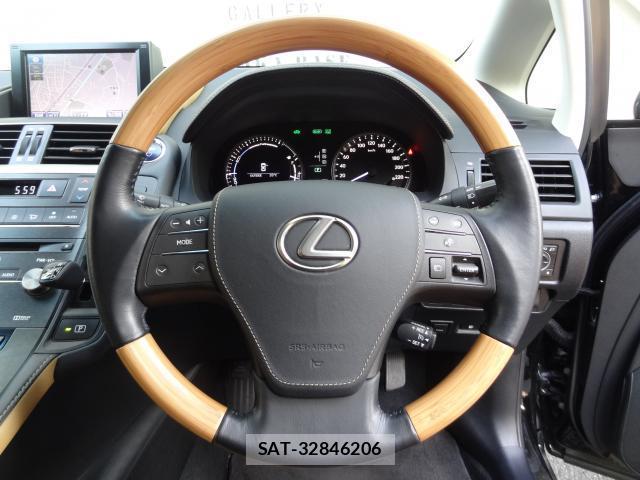 Lexus HS 2013-05 8007319-5