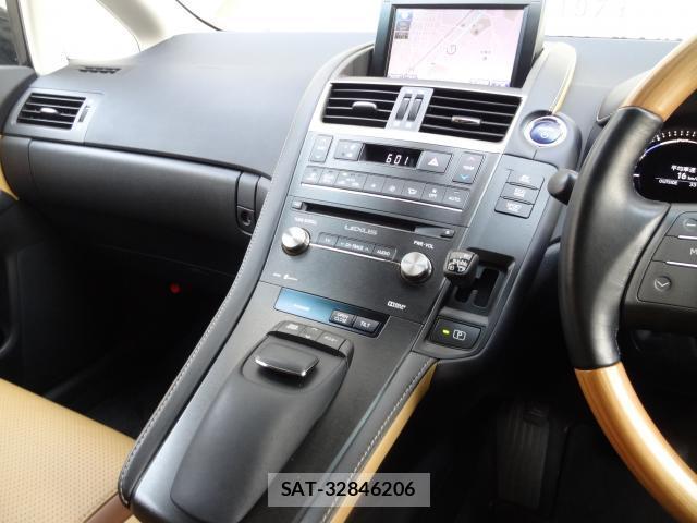 Lexus HS 2013-05 8007319-8