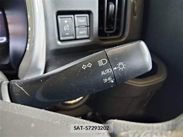 Suzuki HUSTLER 2020-06 8006600-11