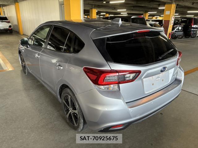 Subaru IMPREZA SPORTS 2022-01 8010477-4