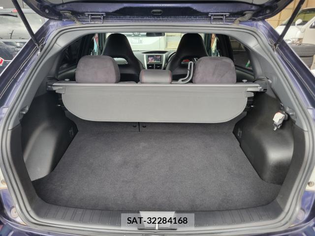 Subaru IMPREZA 2011-01 8009375-18