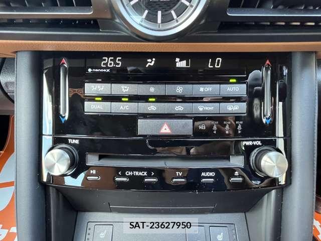 Lexus IS 2025-05 8006570-6