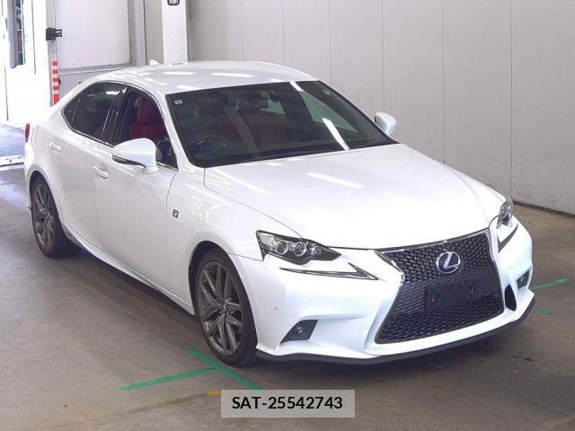 Lexus IS 2013-07 8007505-4