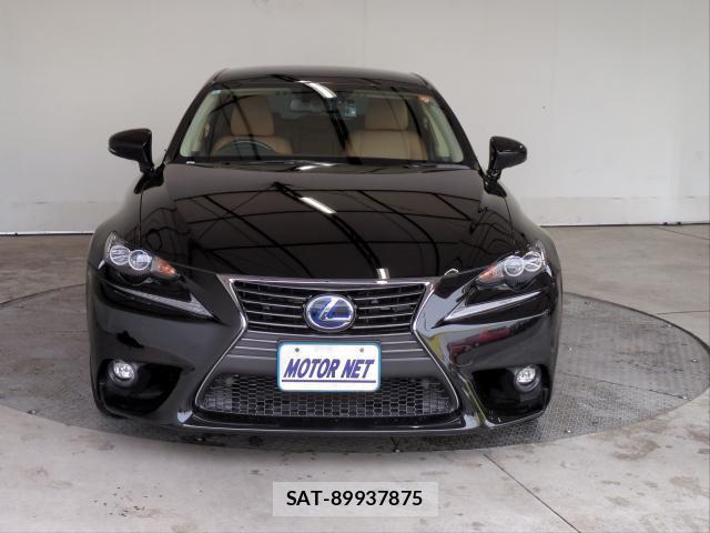 Lexus IS 2015-02 8008912-12