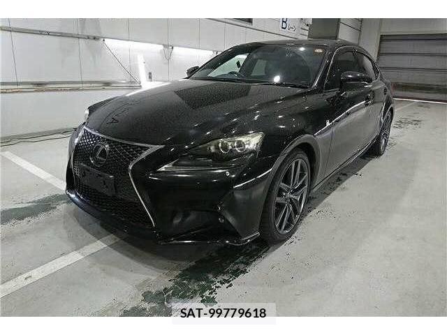Lexus IS 2014-01 8009366-0