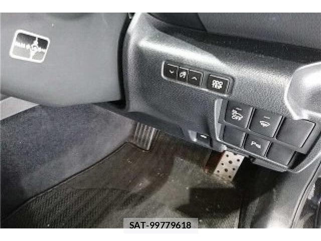 Lexus IS 2014-01 8009366-4