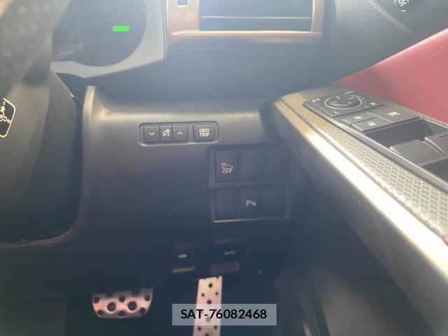 Lexus IS 2014-06 8010415-13