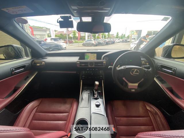 Lexus IS 2014-06 8010415-2