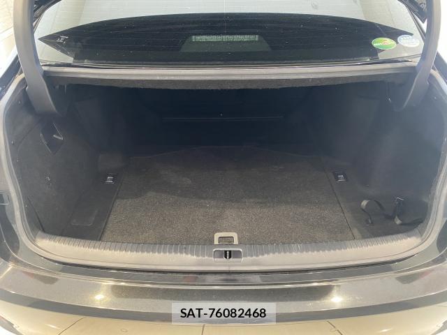 Lexus IS 2014-06 8010415-9
