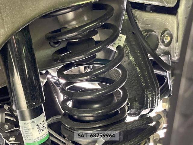 Suzuki JIMNY 2025-04 8006990-16