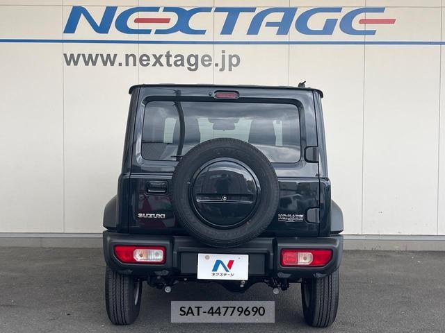 Suzuki JIMNY 2025-11 8007449-14