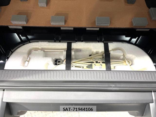 Suzuki JIMNY 2026-06 8007749-17