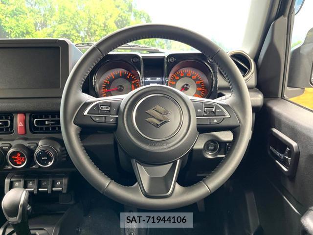 Suzuki JIMNY 2026-06 8007749-7