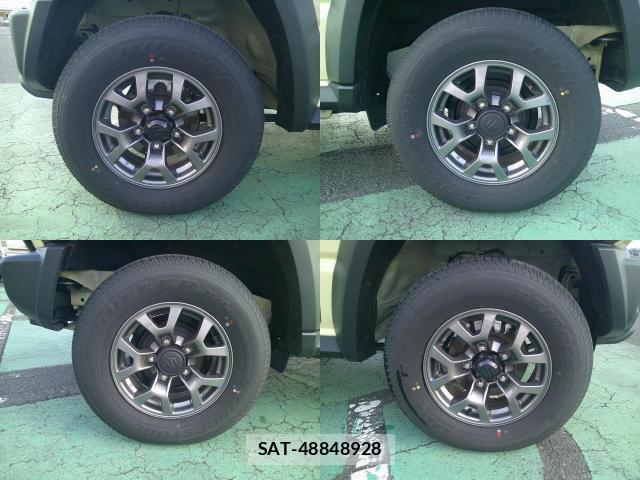 Suzuki JIMNY 2025-10 8007820-8