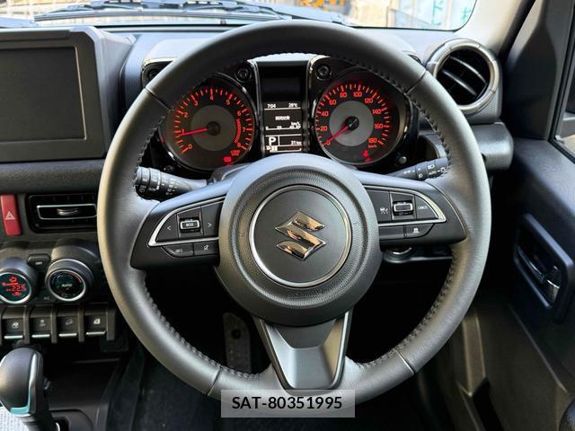 Suzuki JIMNY 2026-06 8008815-2