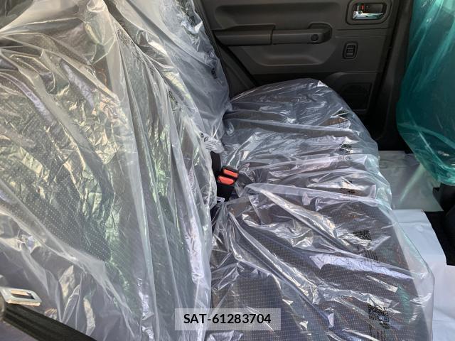 Suzuki JIMNY 2026-06 8008880-6