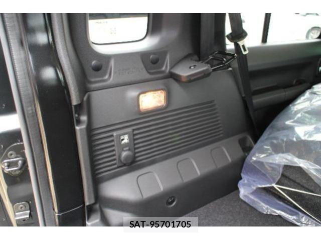 Suzuki JIMNY 2026-03 8009064-14