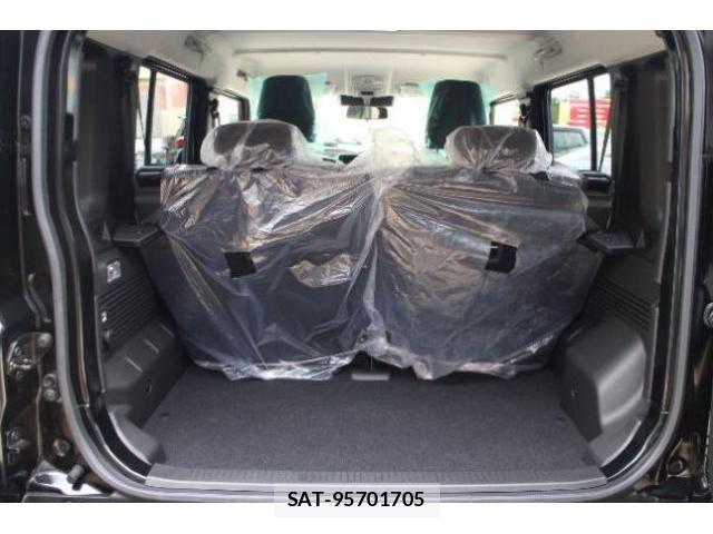 Suzuki JIMNY 2026-03 8009064-18
