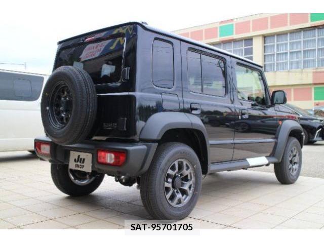 Suzuki JIMNY 2026-03 8009064-4