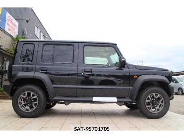 Suzuki JIMNY 2026-03 8009064-6