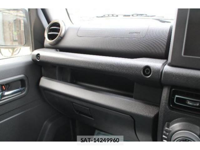 Suzuki JIMNY 2026-05 8009065-18