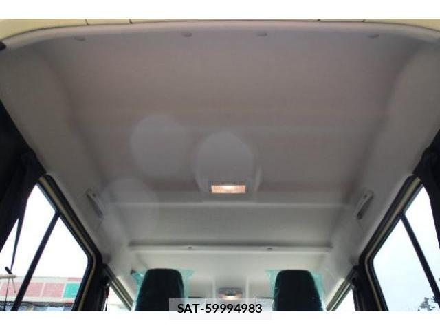 Suzuki JIMNY 2026-05 8009066-16