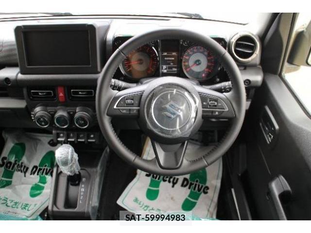 Suzuki JIMNY 2026-05 8009066-4