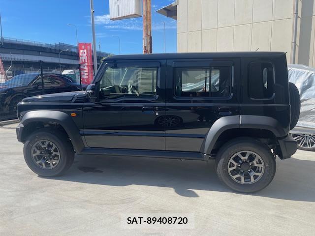 Suzuki JIMNY 2025-06 8009696-11