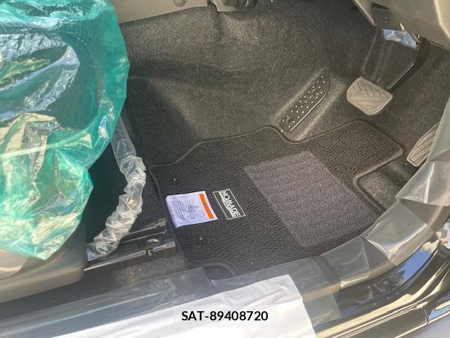 Suzuki JIMNY 2025-06 8009696-14