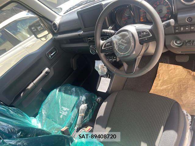 Suzuki JIMNY 2025-06 8009696-15