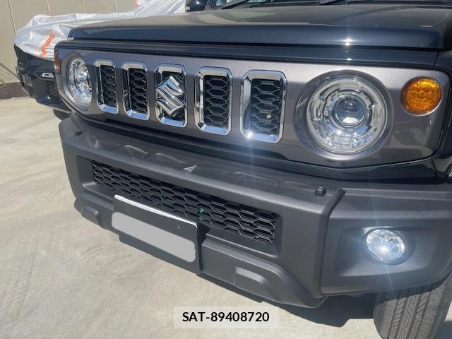 Suzuki JIMNY 2025-06 8009696-6